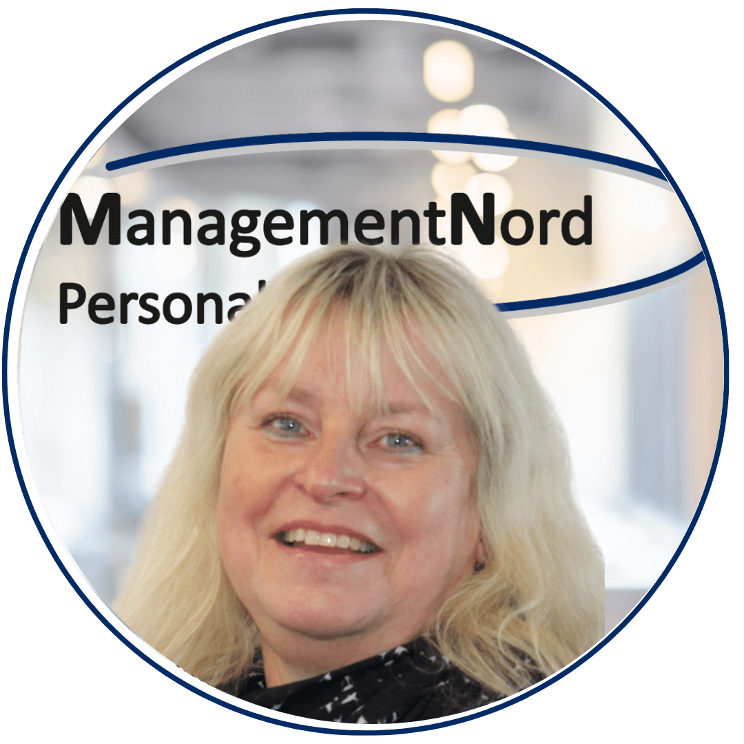 Ein Foto der Mitarbeiterin Andrea Hanning die für Vertrieb und Personal bei der MN-Personalservice beschäftigt ist.